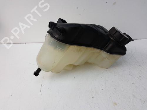 Used Expansion tank Expansion tank 19151619 19151619