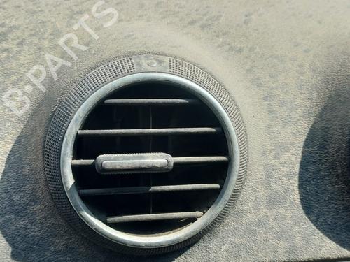 air-vent-audi-a3-8p1-2003-2004-2005-2006-2007-2008-2009-2010-2011-2012-2013-33428327 main image