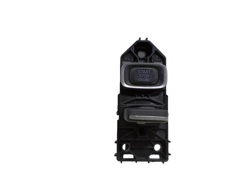 switch-volvo-xc60-i-suv-156-2008-2009-2010-2011-2012-2013-2014-2015-2016-2017-2018-38750924 main image