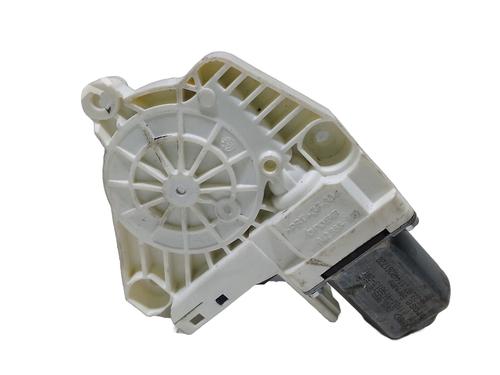 Used Left rear window motor Left rear window motor VW TOUAREG (7P5, 7P6) 3.0 V6 TDI (245 hp) 33266047 33266047