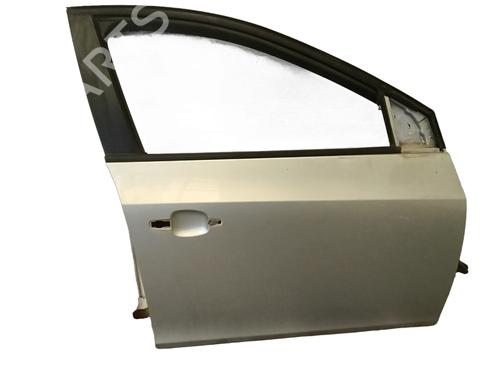 Used Right front door Right front door 36799967 36799967
