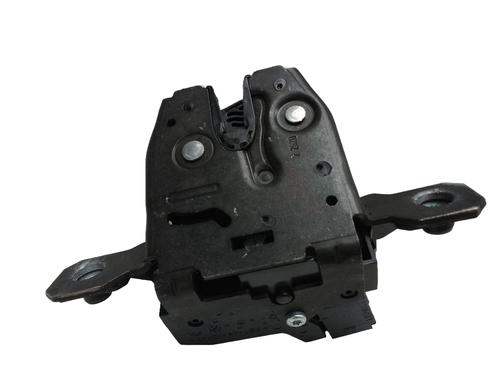 Used Tailgate lock OPEL INSIGNIA B Grand Sport (Z18) 2.0 (68) (200 hp) 31183007