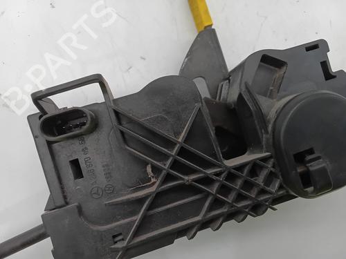 Hood lock MERCEDES-BENZ A-CLASS (W176) A 160 CDI / d (176.011) | BP29385775C133 