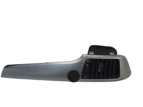 Grill CHEVROLET CAPTIVA (C100, C140) 2.0 D 4WD (150 hp) 31126348