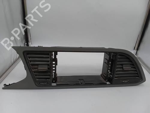 Luftventilen SEAT LEON (5F1) 1.2 TSI (105 hp) 28146826