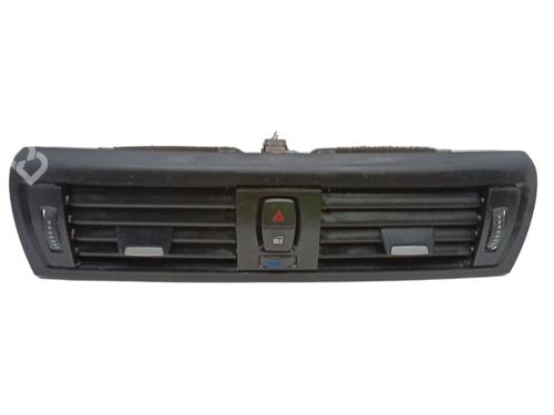 Used Air vent BMW 1 (F20) 114 d (95 hp) 30199320