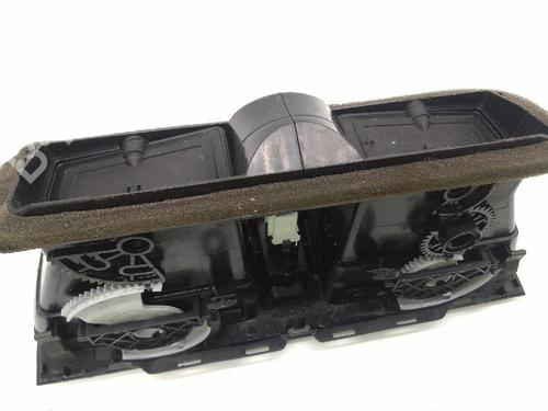Air vent VW GOLF VI (5K1) 2.0 TDI | BP25811939I21 