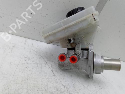 Used Brake master cylinder BMW X3 (F25) xDrive 20 d (190 hp) 19697376