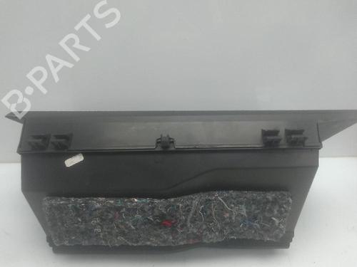 Used Glove box TOYOTA AURIS (_E18_) 1.8 Hybrid (ZWE186_, ZWE186R) (136 hp) 21678034