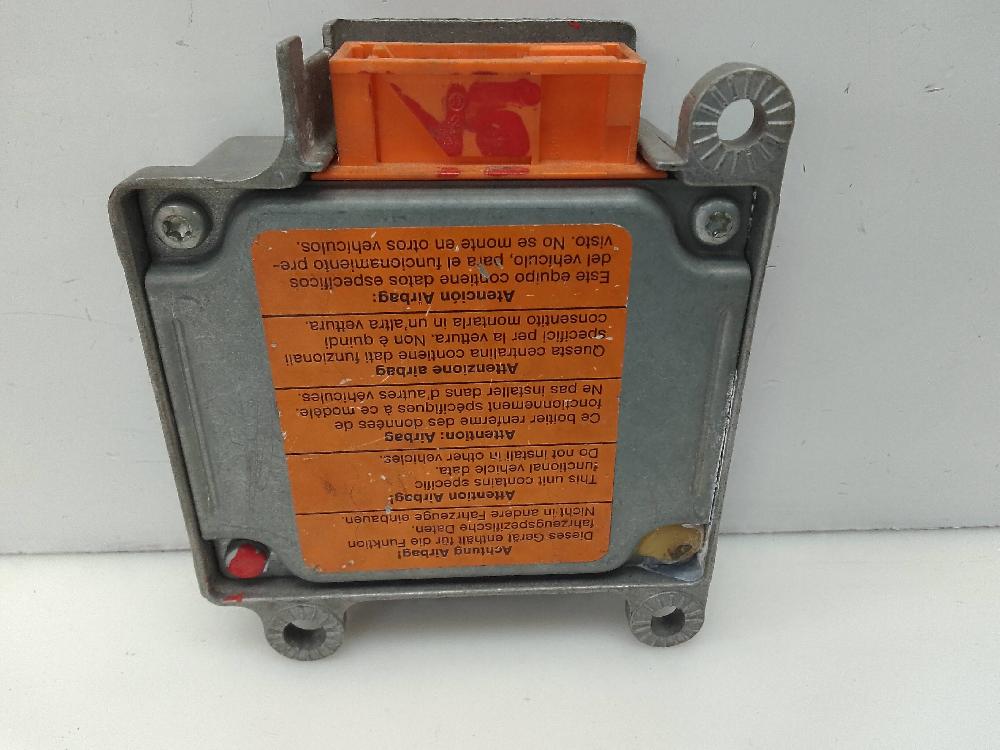 Calculateur Airbags VW TRANSPORTER T4 Van (70A, 70H, 7DA, 7DH) 2.4 D ...