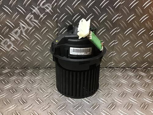 Heater blower motor DACIA SANDERO II 1.0 SCe 75 (B8JC, B8JD, B8NC) | BP19325228M62 