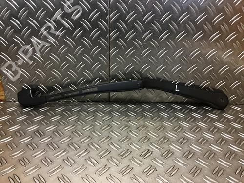 Used Front windshield wiper arm BMW 3 Touring (E91) 320 d (163 hp) 14695015