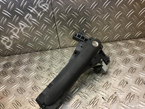 Front left exterior door handle MERCEDES-BENZ A-CLASS (W168) A 160 (168.033, 168.133) | BP13560479C128 