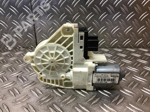 Used Left rear window motor SKODA SUPERB II (3T4) 2.0 TDI (140 hp) 6596159