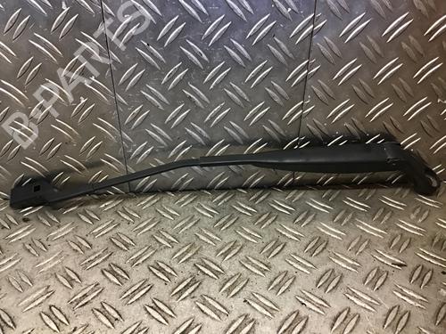 Used Front windshield wiper arm Front windshield wiper arm FORD KA (RU8) 1.2 (69 hp) 36165604 36165604
