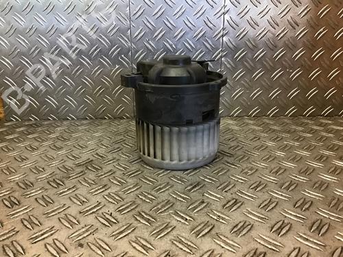 Varmeblæser Varmeblæser MITSUBISHI COLT VI (Z3_A, Z2_A) 1.3 (Z21A) (95 hp) 34103590 34103590