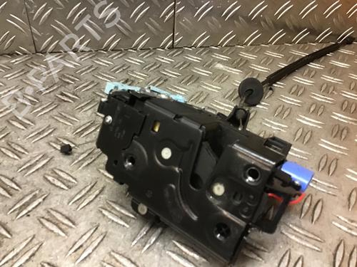 Front left lock VW JETTA III (1K2) 2.0 FSI | BP30852807C98 