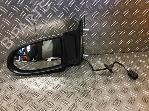 Used Left mirror OPEL ZAFIRA A MPV (T98) 1.6 16V (F75) (101 hp) 31061035