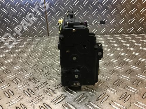 Used Rear right lock VW GOLF IV (1J1) 1.6 16V (105 hp) 8808645