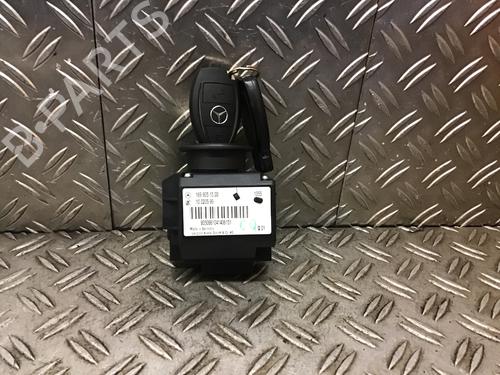 Conmutador de arranque MERCEDES-BENZ A-CLASS (W169) A 150 (169.031, 169.331) (95 hp) 32398278