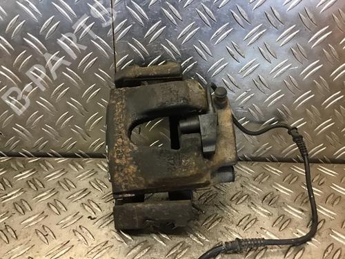 Used Right front brake caliper MERCEDES-BENZ C-CLASS T-Model (S202) C 240 T (202.086) (170 hp) 14695586