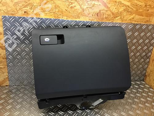 Used Glove box VW PASSAT B6 Variant (3C5) 2.0 TDI (170 hp) 5846548