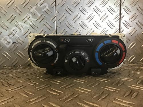 Climate control NISSAN MICRA III (K12) 1.2 16V | BP18642239I5 