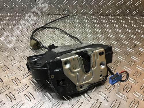 Used Rear right lock MERCEDES-BENZ E-CLASS (W211) E 220 CDI (211.006) (150 hp) 6934622