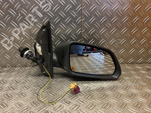 Used Right mirror Right mirror 38076717 38076717