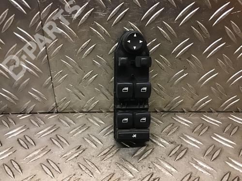 Used Switch BMW 5 (E60) 530 i (258 hp) 11245303