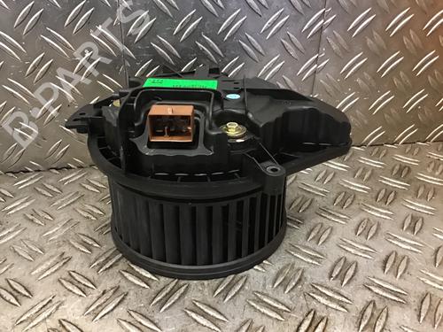 Used Heater blower motor Heater blower motor AUDI A4 B6 (8E2) 2.0 (130 hp) 34039635 34039635