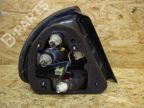Right taillight HYUNDAI SONATA III (Y-3) 3.0 i V6 | BP5051761C35 