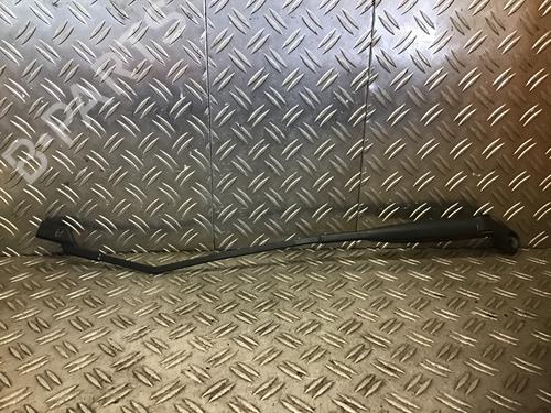 Used Front windshield wiper arm Front windshield wiper arm FORD KA (RU8) 1.2 (69 hp) 36165605 36165605