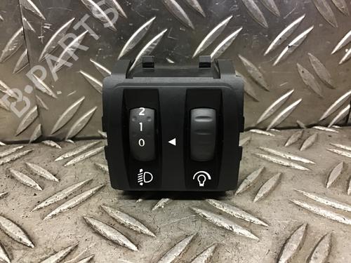 Used Switch RENAULT ZOE (BFM_) ZOE (88 hp) 23452969