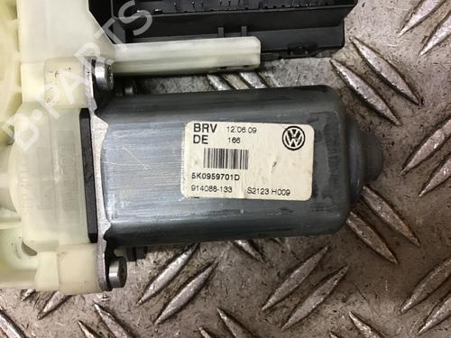 Left front window motor VW GOLF VI (5K1) 1.4 | BP38499142E21 - Image 2