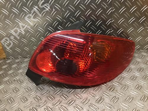 Fanale posteriore destro PEUGEOT 206 Hatchback (2A/C) 1.1 i (60 hp) 30773687