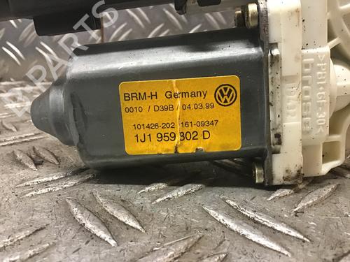 Right front window motor VW GOLF IV (1J1) 1.4 16V | BP22387602E20 