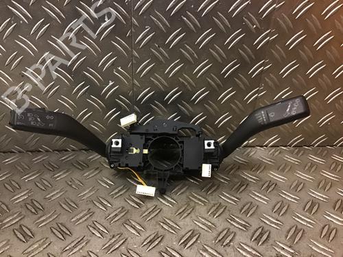 Used Switch VW GOLF VI (5K1) 1.4 TSI (122 hp) 30044279