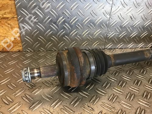 Left rear driveshaft MERCEDES-BENZ C-CLASS (W204) C 200 Kompressor (204.041) | BP28282918M40 