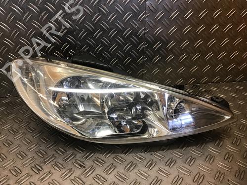 Used Right headlight Right headlight PEUGEOT 206 Hatchback (2A/C) 1.4 16V (88 hp) 33619675 33619675