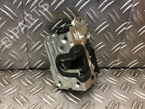 Used Rear left lock DACIA SANDERO 1.4 (BS0C, BS0A, BS0G, BS1F, BS0E) (75 hp) 19065358