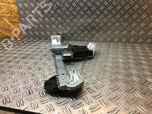 Front left window mechanism DACIA SANDERO II TCe 90 (B8M1, B8MA, B8AC) | BP32305538C22