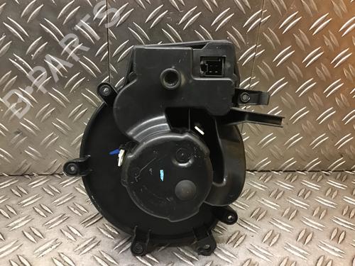 Heater blower motor MERCEDES-BENZ C-CLASS T-Model (S203) C 180 Kompressor (203.246) | BP22924868M62 