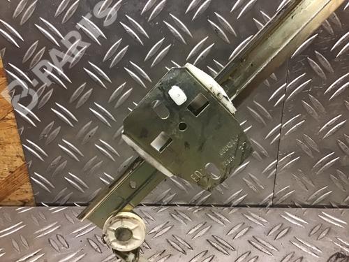 Front right window mechanism FIAT SEICENTO / 600 (187_) 1.1 (187AXB, 187AXB1A, 187AXC1A02) | BP11223413C23 