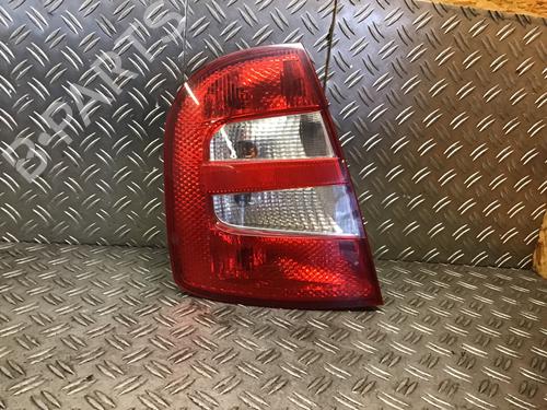 Fanale posteriore sinistro SKODA FABIA I (6Y2) 1.4 16V (75 hp) 31337228