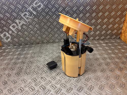Fuel pump BMW 1 (E87) 116 d | BP39049218M76 - Image 3