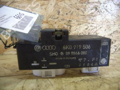 Used Electronic module VW POLO Variant (6V5) 1.4 (60 hp) 14693565