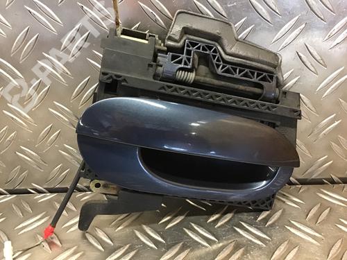Used Front right exterior door handle BMW 5 Touring (E39) 525 d (163 hp) 6067339
