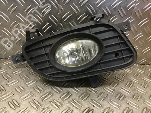 Faro antinebbia anteriore destri MERCEDES-BENZ A-CLASS (W169) A 200 CDI (169.008, 169.308) (140 hp) 32148605