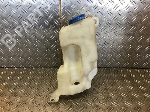 Windscreen washer tank VW GOLF IV (1J1) 1.4 16V | BP7302545C113 